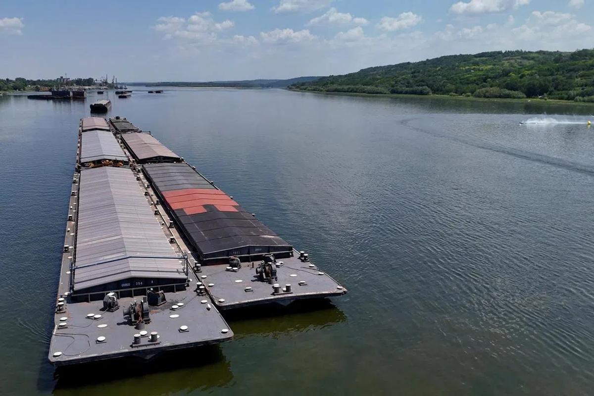 Danube's Record Low Levels Expose Europe's Vulnerability to Climate-Induced Economic and Energy Shocks