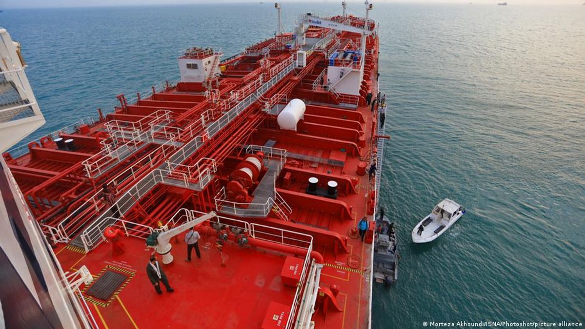 Iran's Strategic Leverage in the Strait of Hormuz: A Geopolitical Analysis