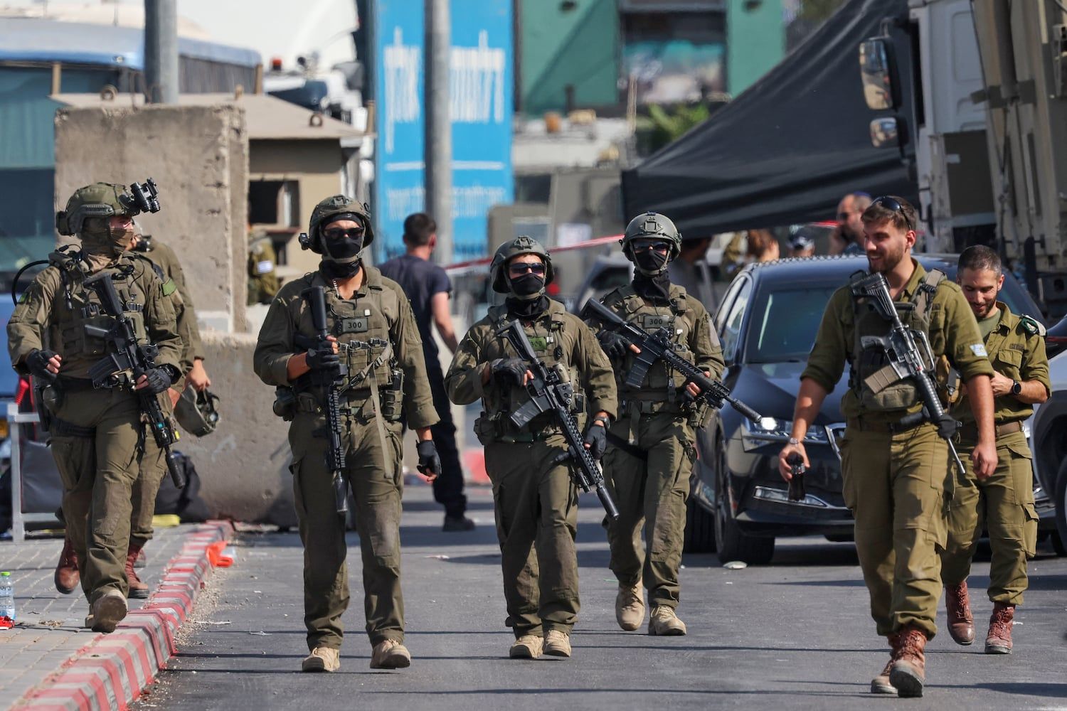 Hebron Under Siege: Who Pays When Israel Escalates the West Bank