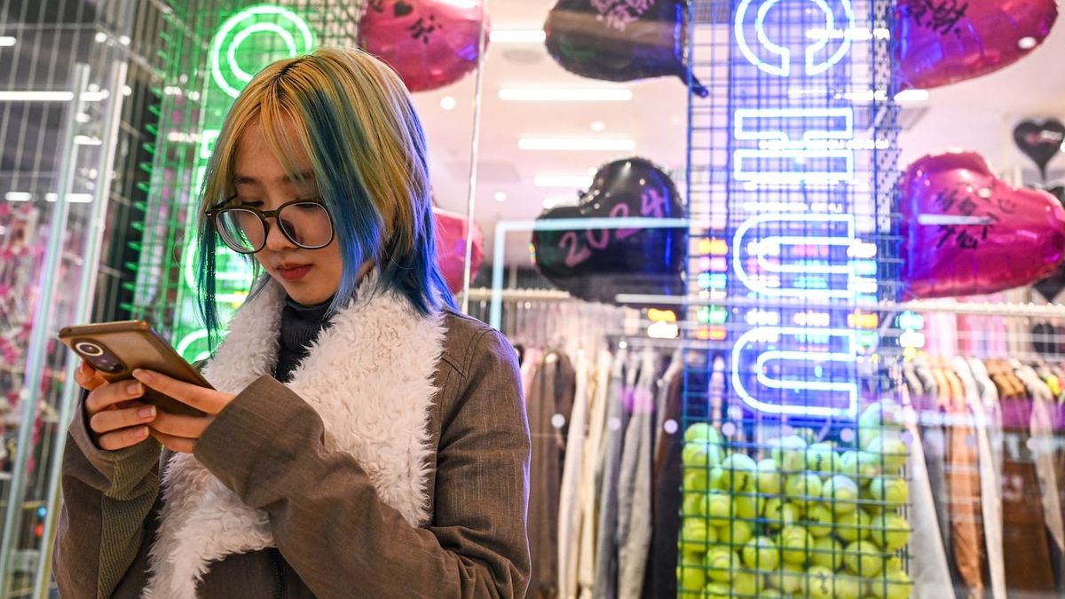 China's AI Companion Regulation: A Strategic Move to Rein in a Booming Industry
