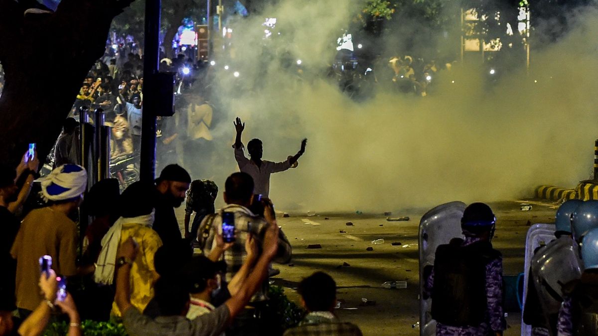 India's Student Uprising: A Shift in Fear and a Challenge to Modi's Rule