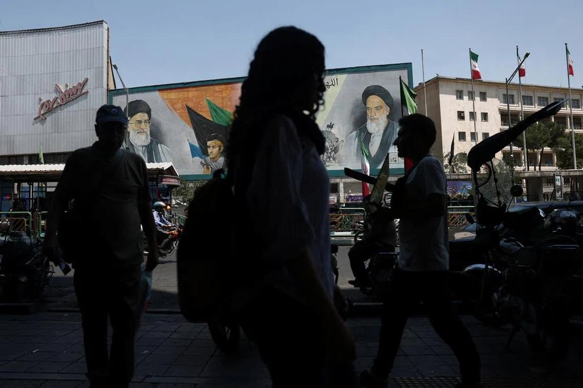 Iran's Retaliatory Strikes: A Deepening Escalation in the Middle East