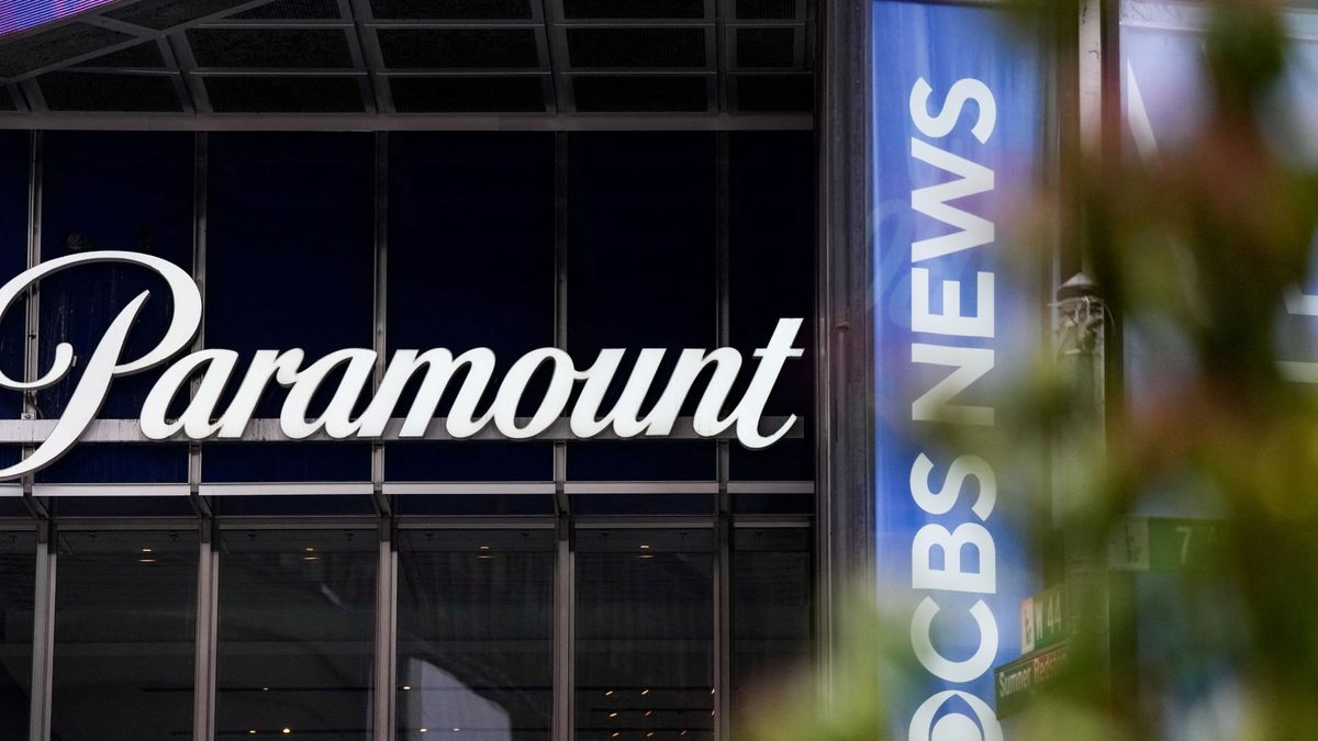 Paramount's Warner Bros Deal Halted Amid Antitrust Concerns