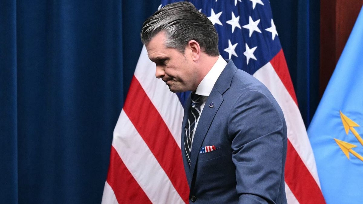 The Pentagon’s Showman and the Soldiers Who Pay