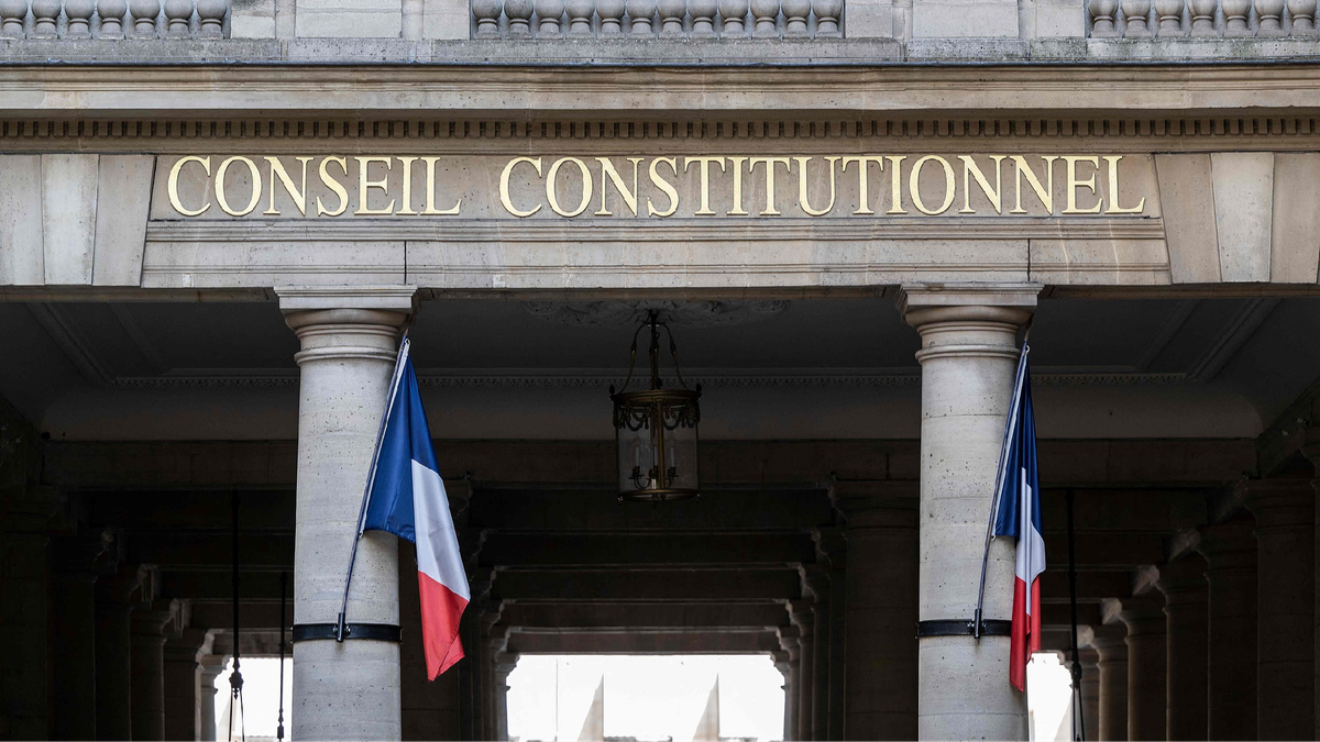 France's Children: The Unseen Battle for Digital Autonomy