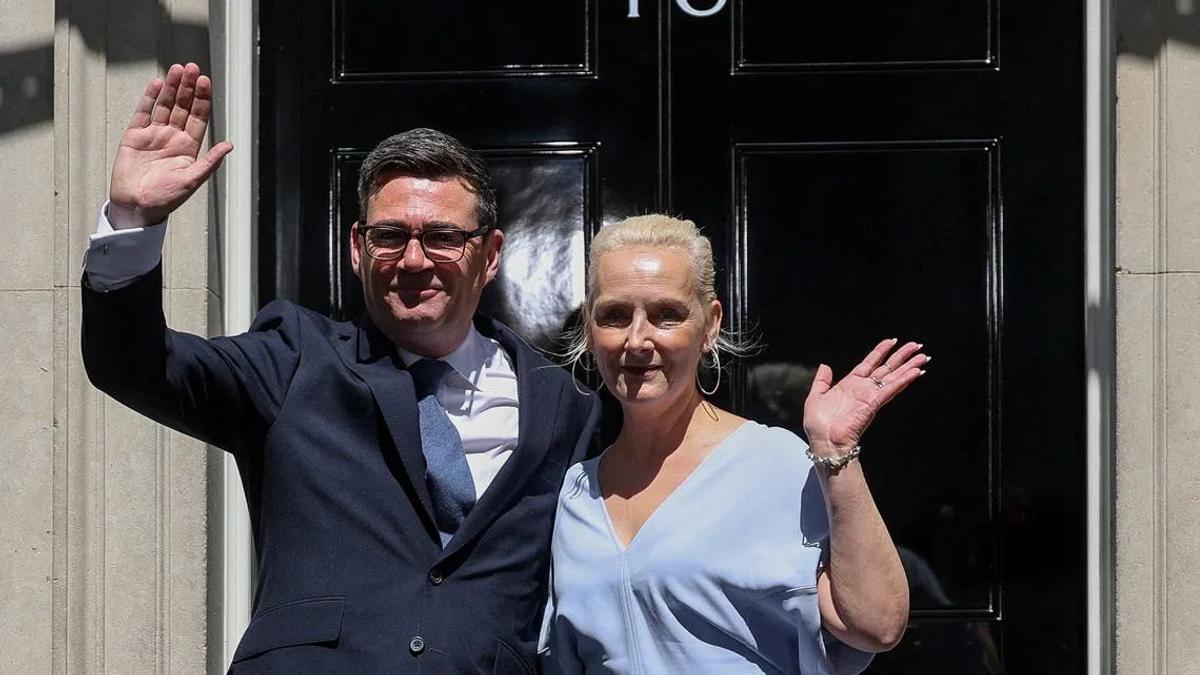 UK's New PM Burnham Vows to Tackle Social Care Crisis