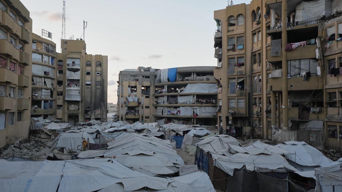 Every 90 Minutes: Gaza’s Civilians Count the Cost