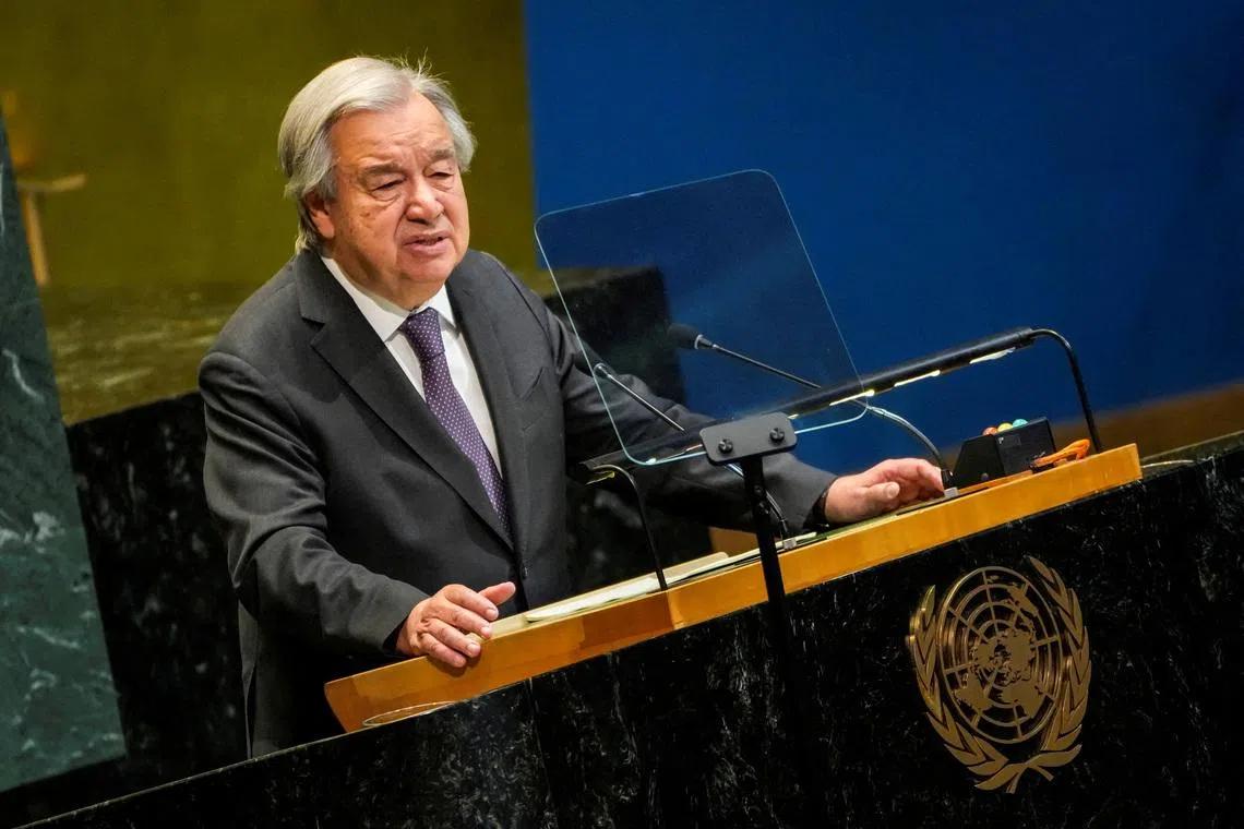 UN Sounds Alarm: AI's Rapid Advance Outpaces Global Governance Efforts