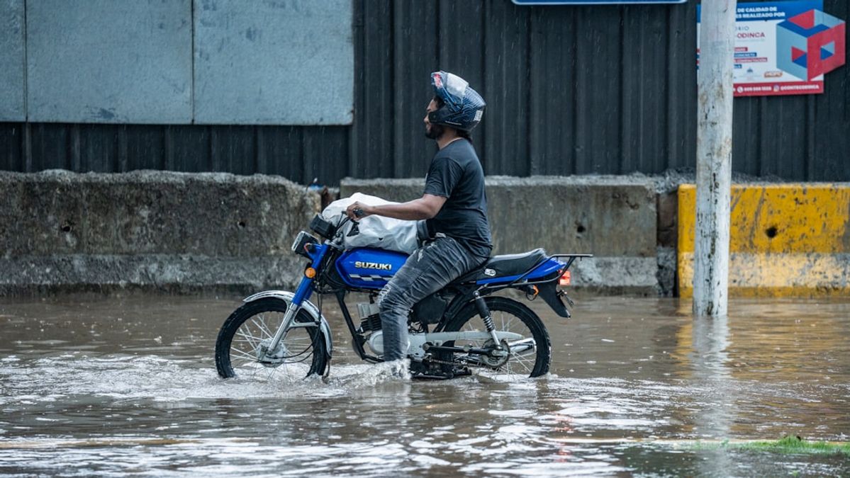 Indonesia's Deadly Sumatra Floods: A Test of Government Accountability