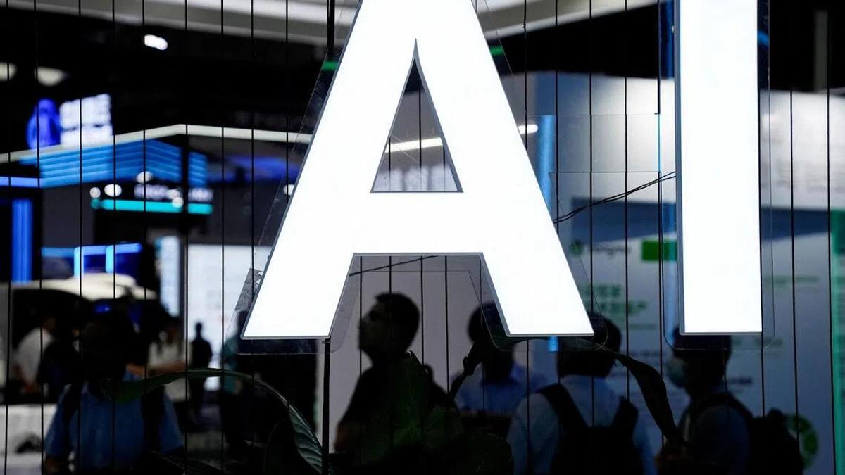 AI Boom Propels Intangible Investment to Record High, Reshaping Global Economic Power