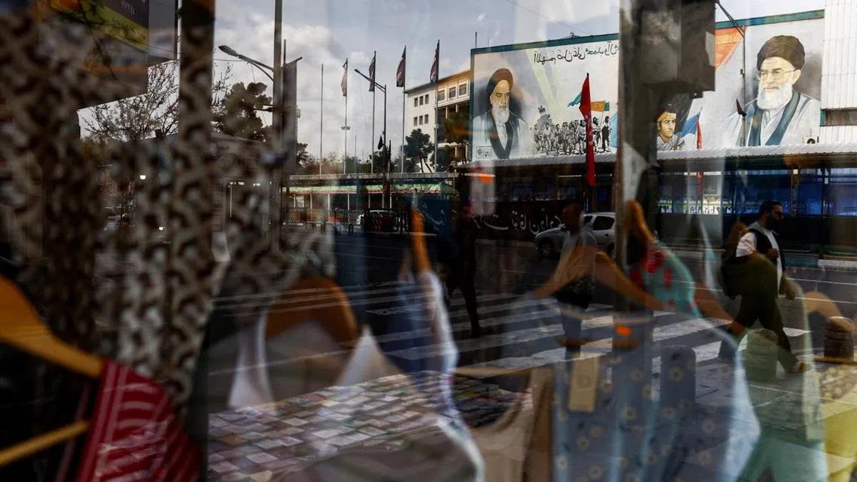 Escalating Tensions: US Strikes Against Iran Amid Blockade Threat