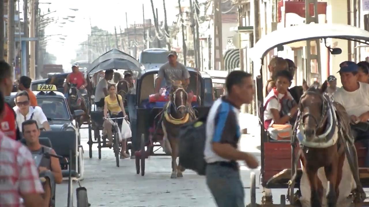 Cuba's Dark Hours: The Energy Squeeze on Everyday Lives