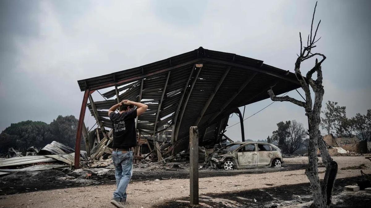 Massive Wildfire in Southwest France Triggers Major Evacuations and Tests State Resilience