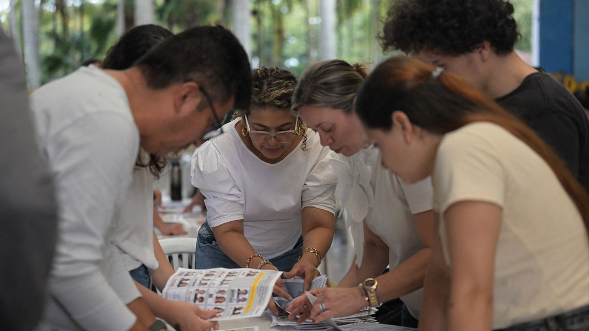 Colombia's Presidential Runoff: A Test of Democratic Institutions and Regional Stability