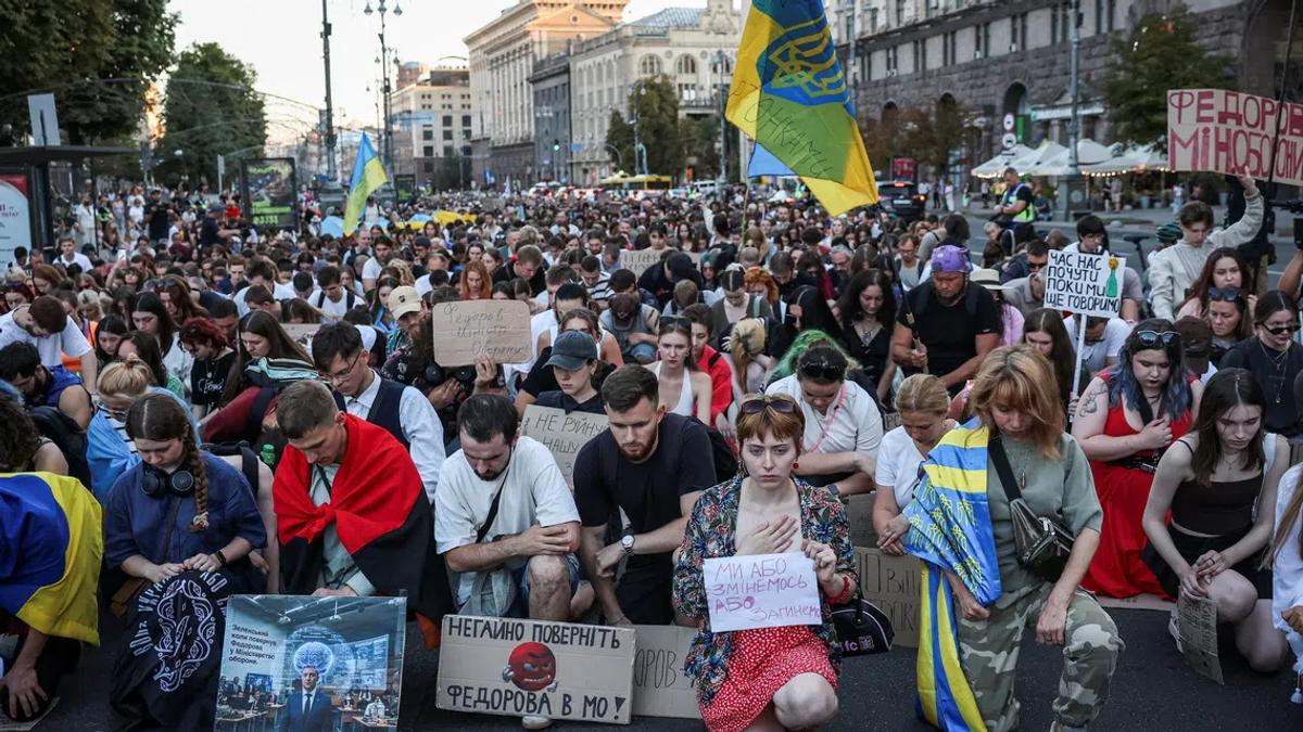 Ukraine's Protesters Refuse to Back Down: The People vs. the President