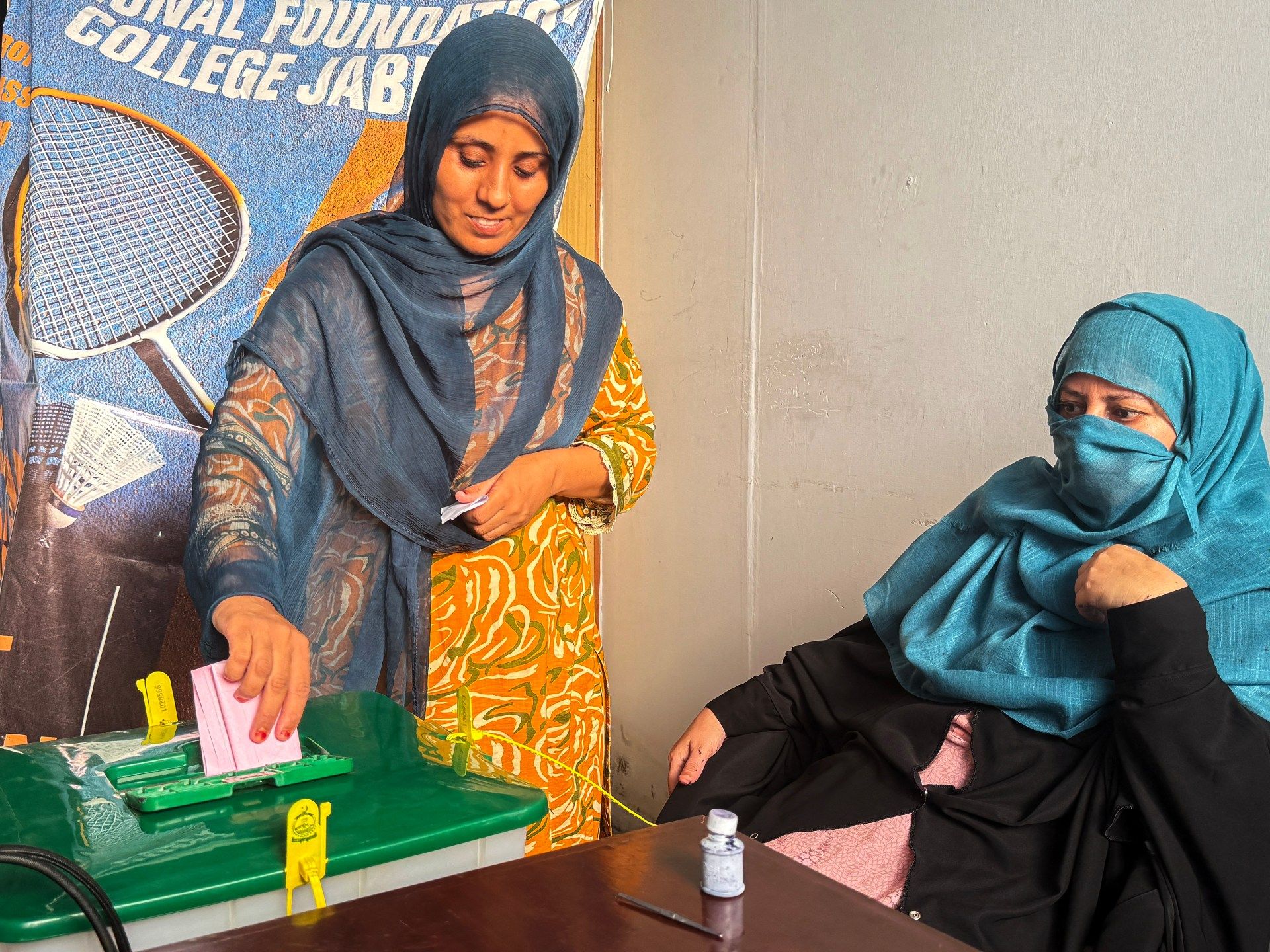 Pakistan-Administered Kashmir Votes Amid Violence, Internet Shutdowns