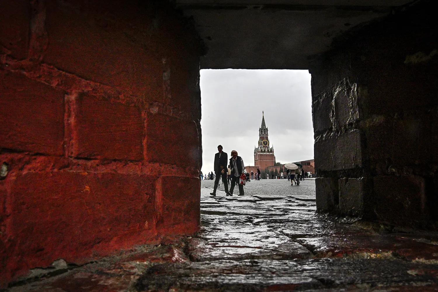 When Empires Age: Russia’s Search for an Ordinary Life