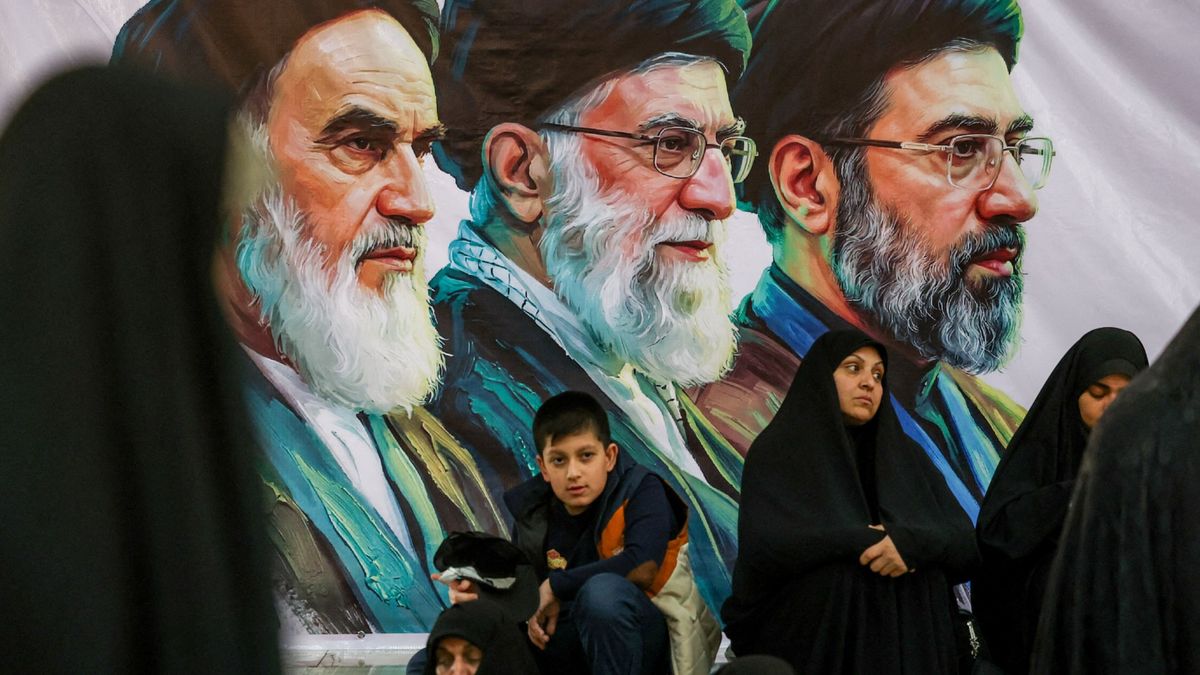 US and Iran Near 'First Stage' Peace Deal Amidst Regional Tensions and Skepticism
