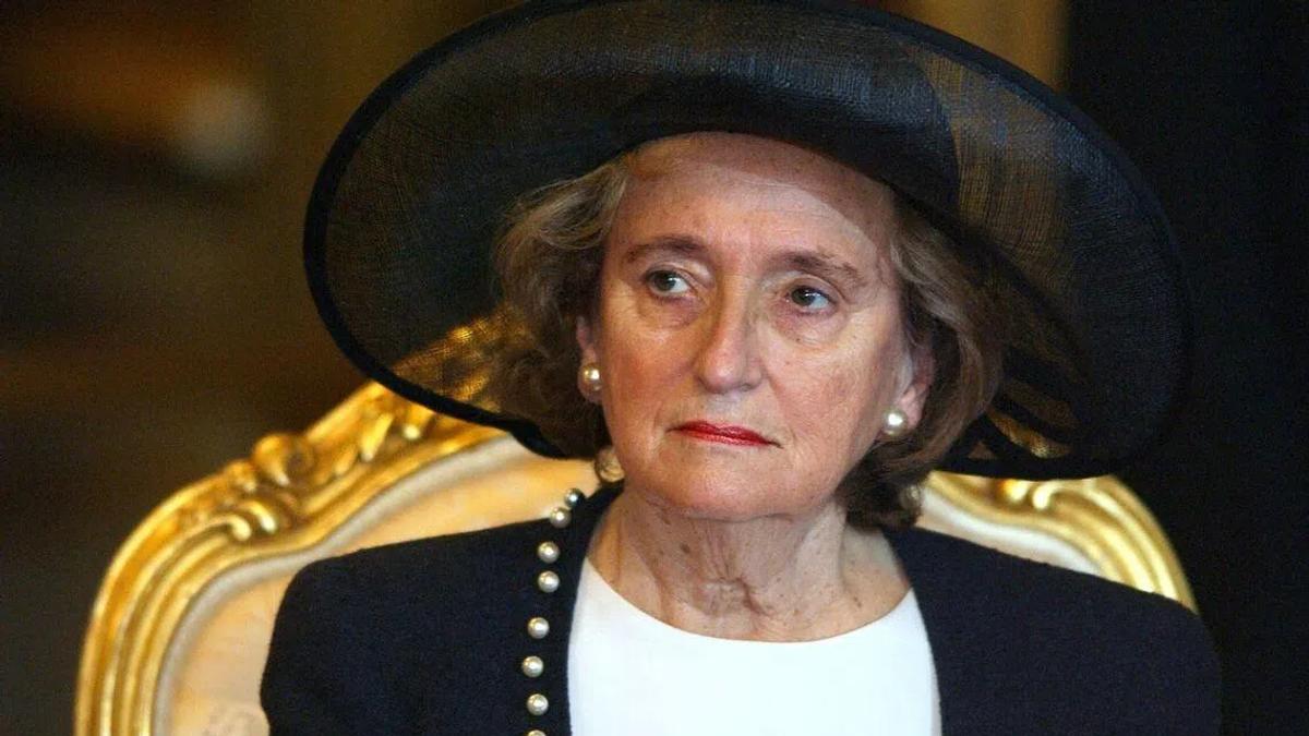 Bernadette Chirac's Passing Marks the End of an Influential French Political Era