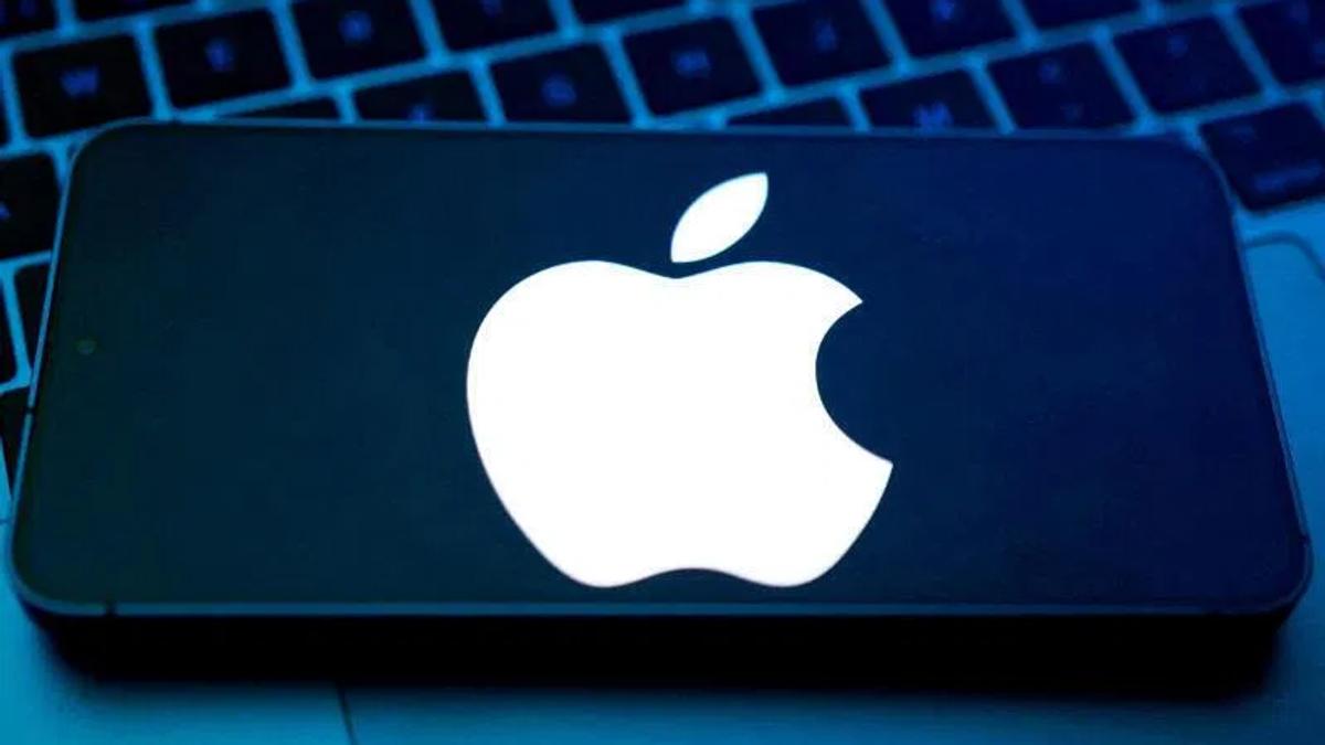 Apple's AI Revamp: Strategic Motivations and Regional Implications