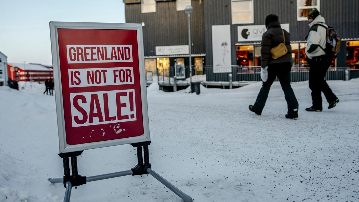 Trump Says US Gets Forever Grip on Greenland, Greenlanders Protest