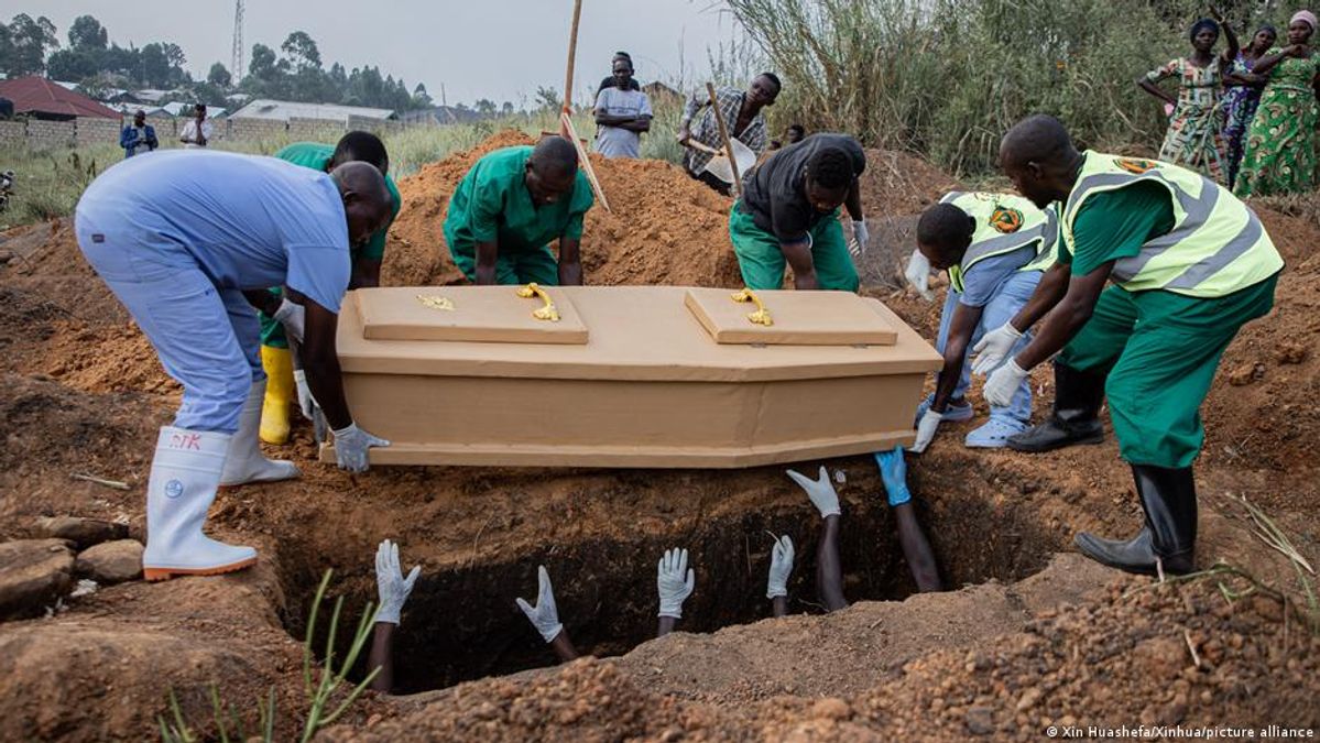 Ebola's Shadow Over Kinshasa