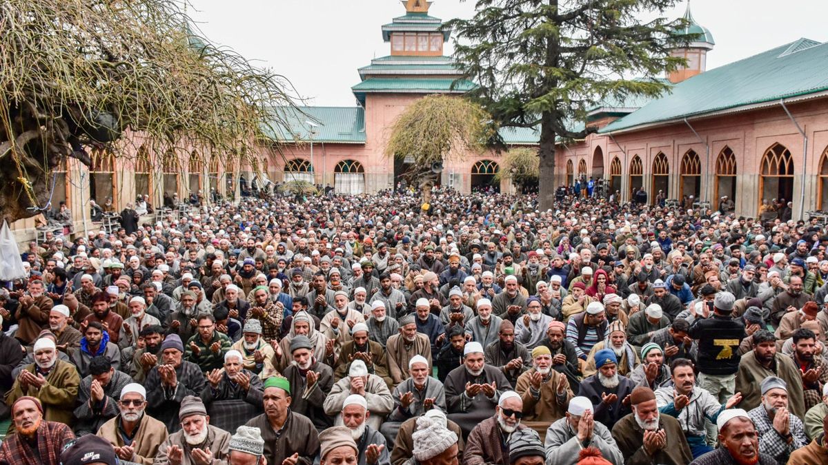 Kashmir's Pulpits Under Scrutiny: The State's Reach into Friday Prayers