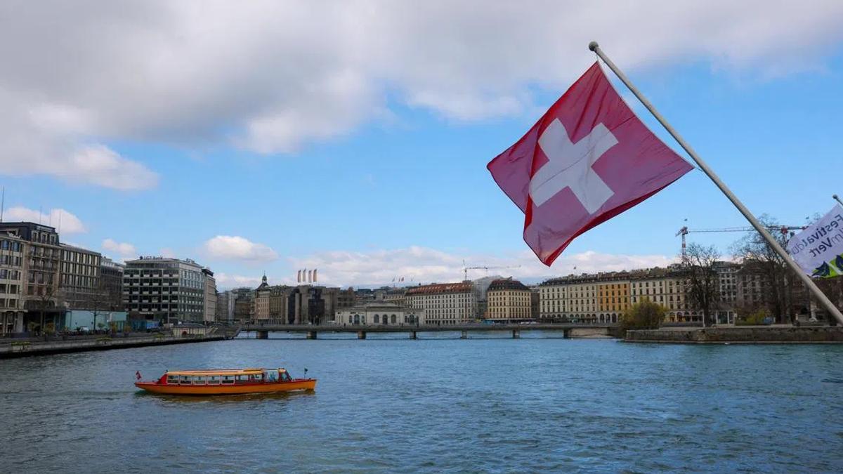 Swiss Voters Reject Population Cap, Affirming Economic Stability and EU Ties Amidst European Immigration Debates