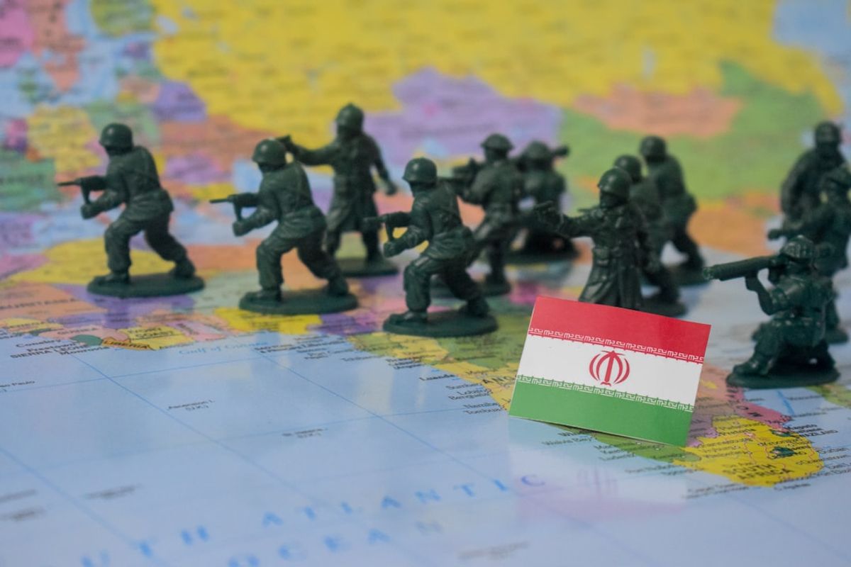 Trump's Iran Dilemma: A Geopolitical Analysis