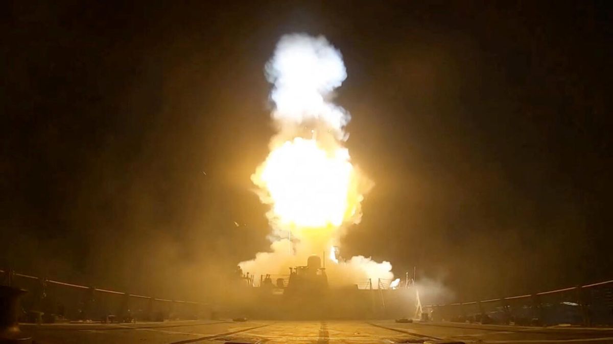 Escalation in Hormuz: US Strikes Iran Amidst Regional Flare-up and Global Economic Fallout