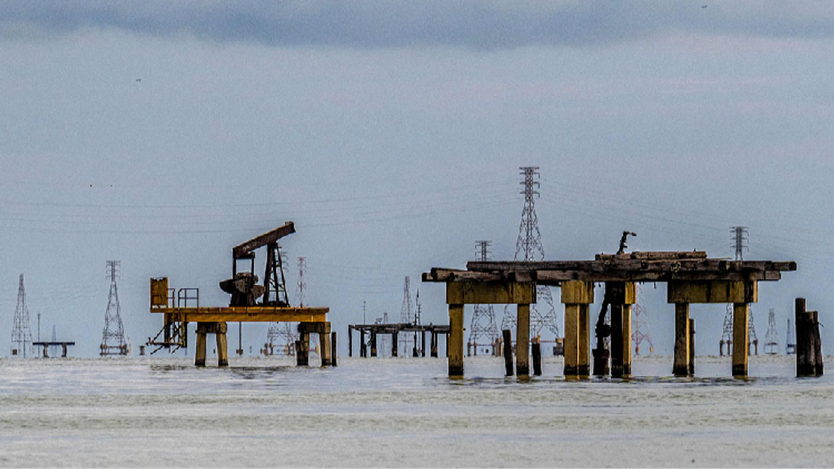 US Scrutiny Over Venezuelan Oil Revenue: A Complex Web of Politics and Economics