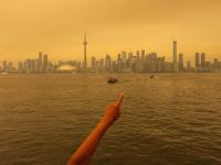 Wildfire Smoke Engulfs Toronto, Threatens US Cities: A Geopolitical Analysis