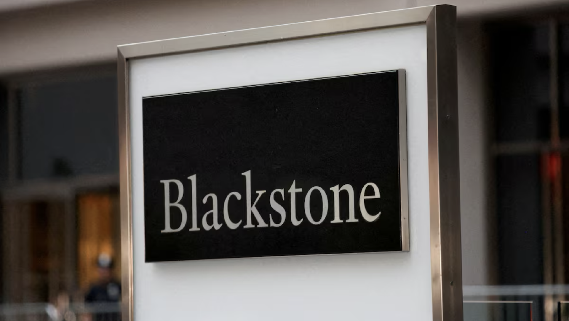 Blackstone's QTS Halts Virginia Data Center Amid Local Opposition, Highlighting Tech-Environment Tensions