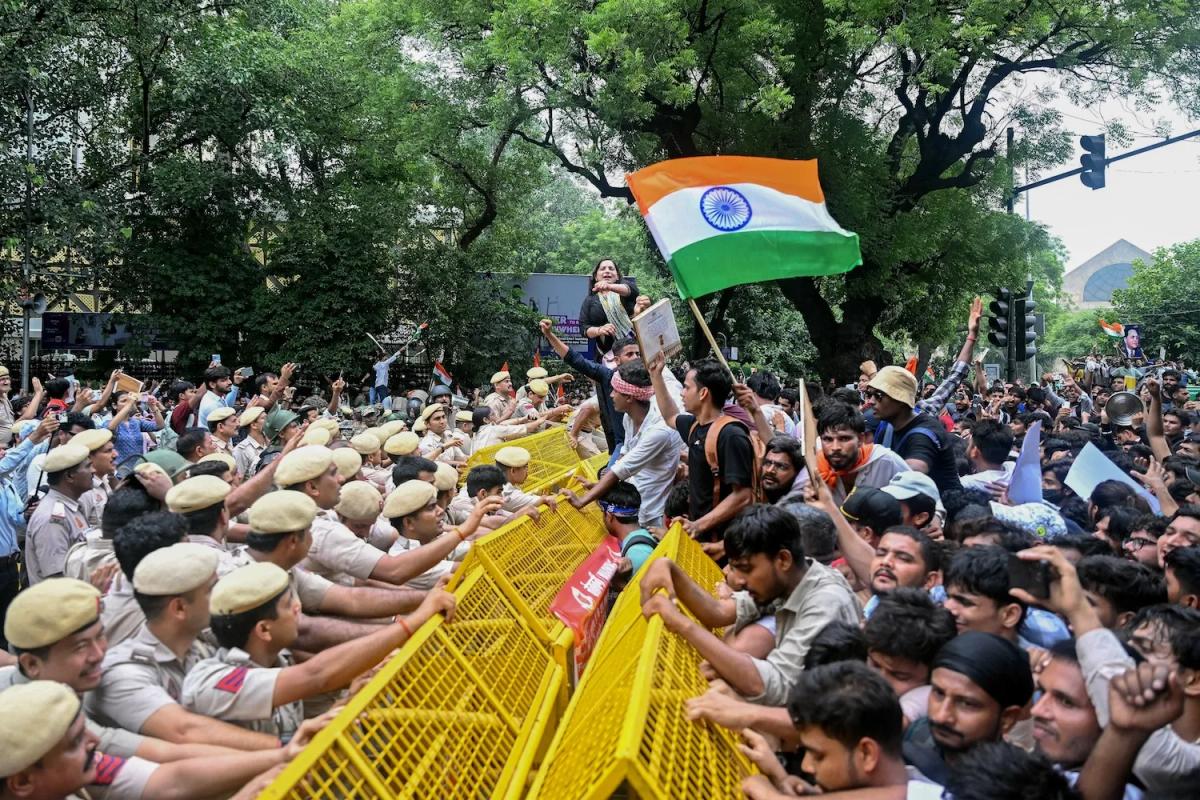India's Cockroach Movement: A Growing Challenge to Modi's BJP