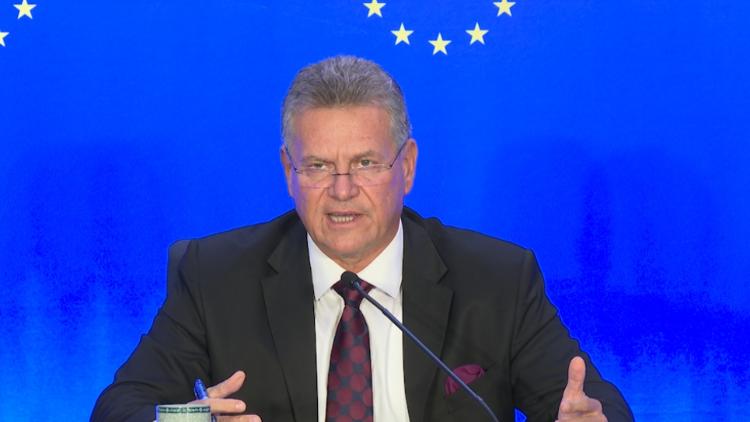 Europe's China Trade Talks: The Unspoken Cost of Economic Security