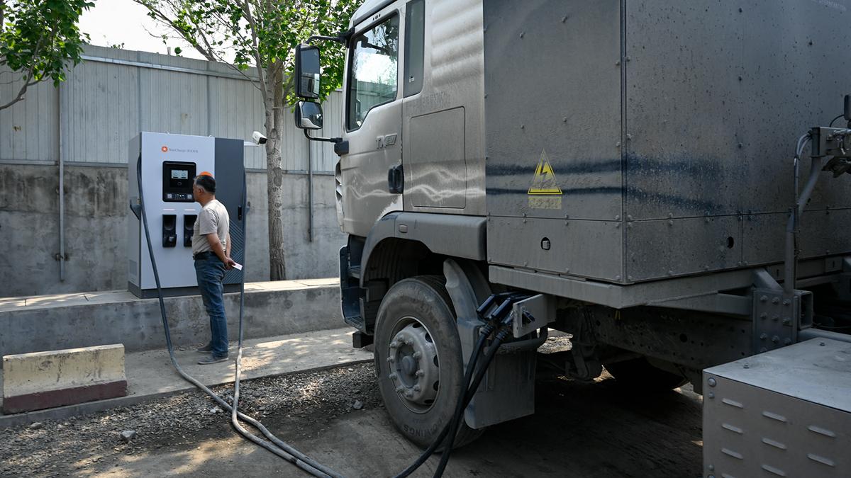 China's Methanol Moment: How a Forgotten Technology Became a Clean Transport Powerhouse