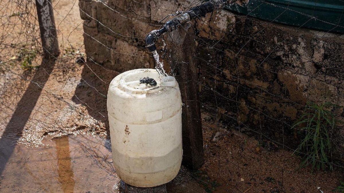 South Africa's Taps Run Dry of Trust: A Nation's Water Promise Fails