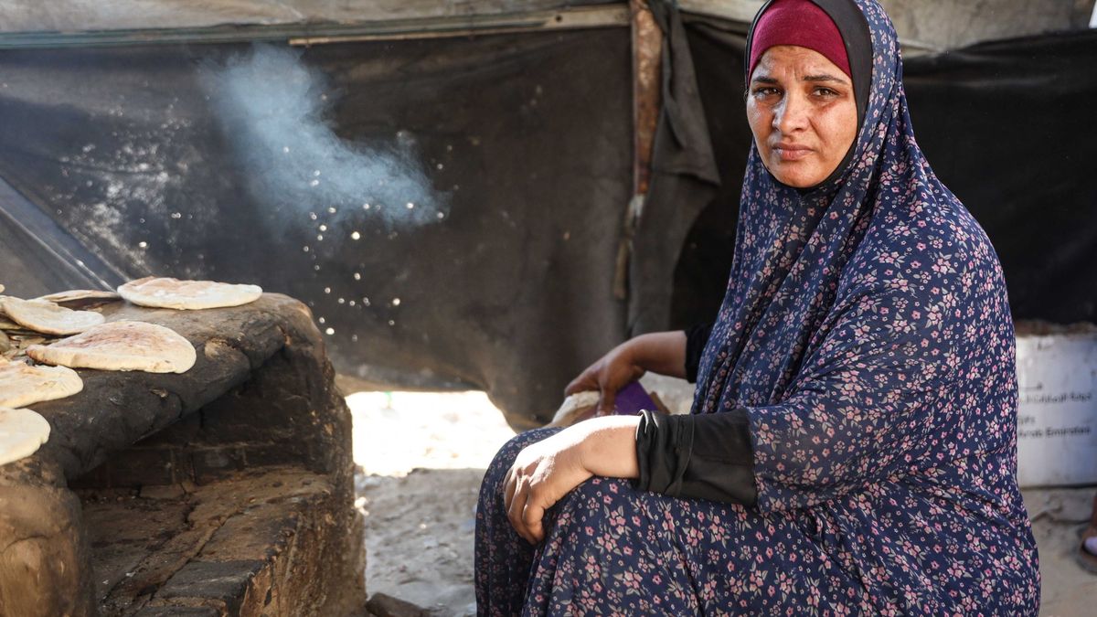 Gaza's Daily Fire: When a Lighter Costs More Than Flour