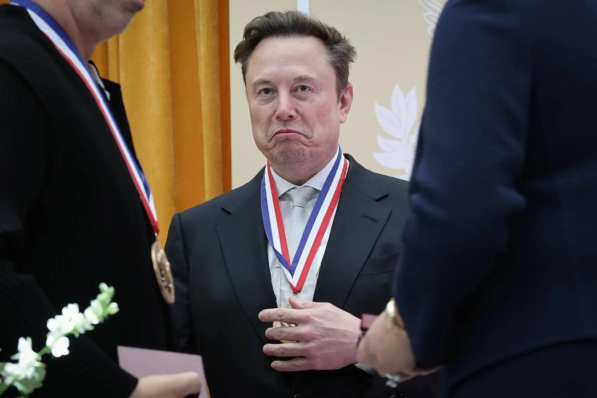When a Billionaire’s Satellite Gets Caught Between War and a Monopoly