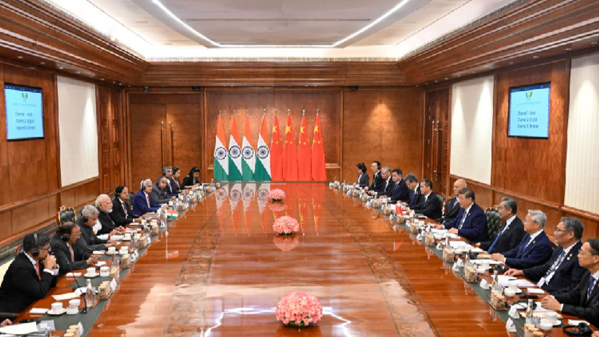 Handshakes and the Himalayas: What Beijing and Delhi Aren't Saying