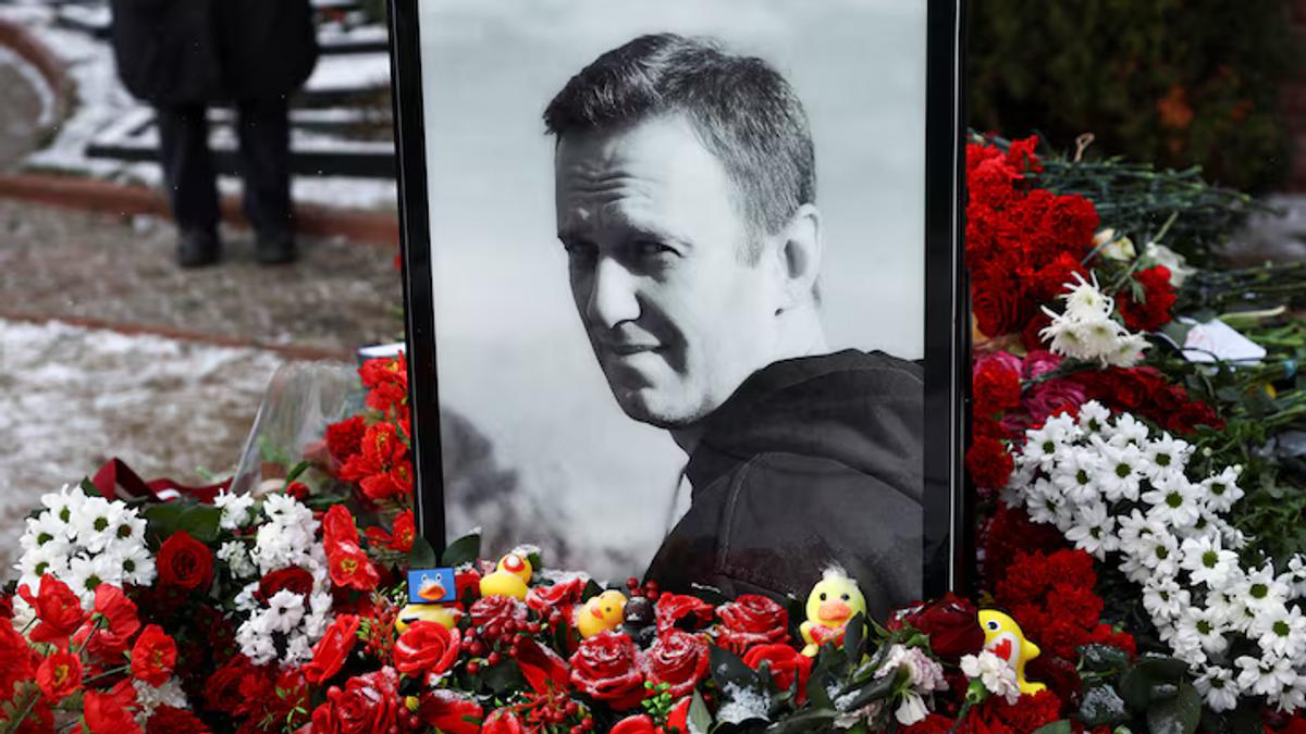UK Sanctions Russians Over Navalny's Death, Reaffirming Stance Against Chemical Weapons