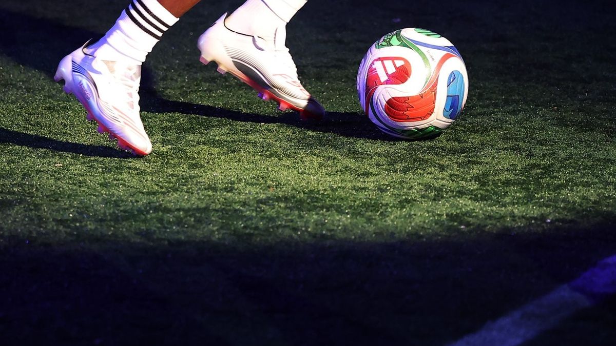 The Geopolitics of the 2026 World Cup: Immigration, Trade, and Conflict Overshadow Soccer