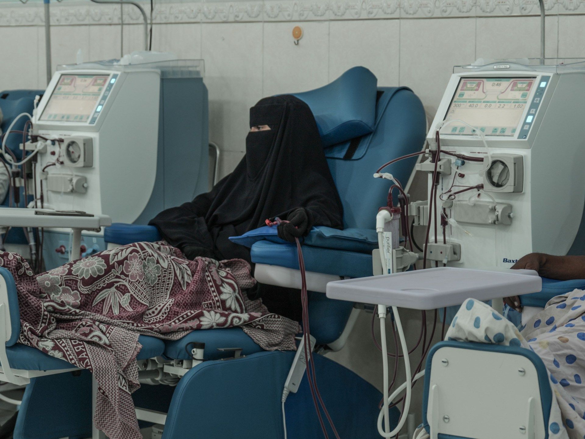 When the Lights Go Out: Aden’s Families Fight Heat and Hospital Crises