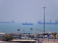 When the Gulf Closes: Who Pays the Price for a New US‑Iran War