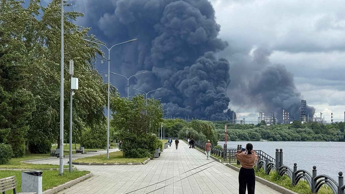Ukraine's Evolving War Strategy: Deep Strikes and Strategic Neutralization