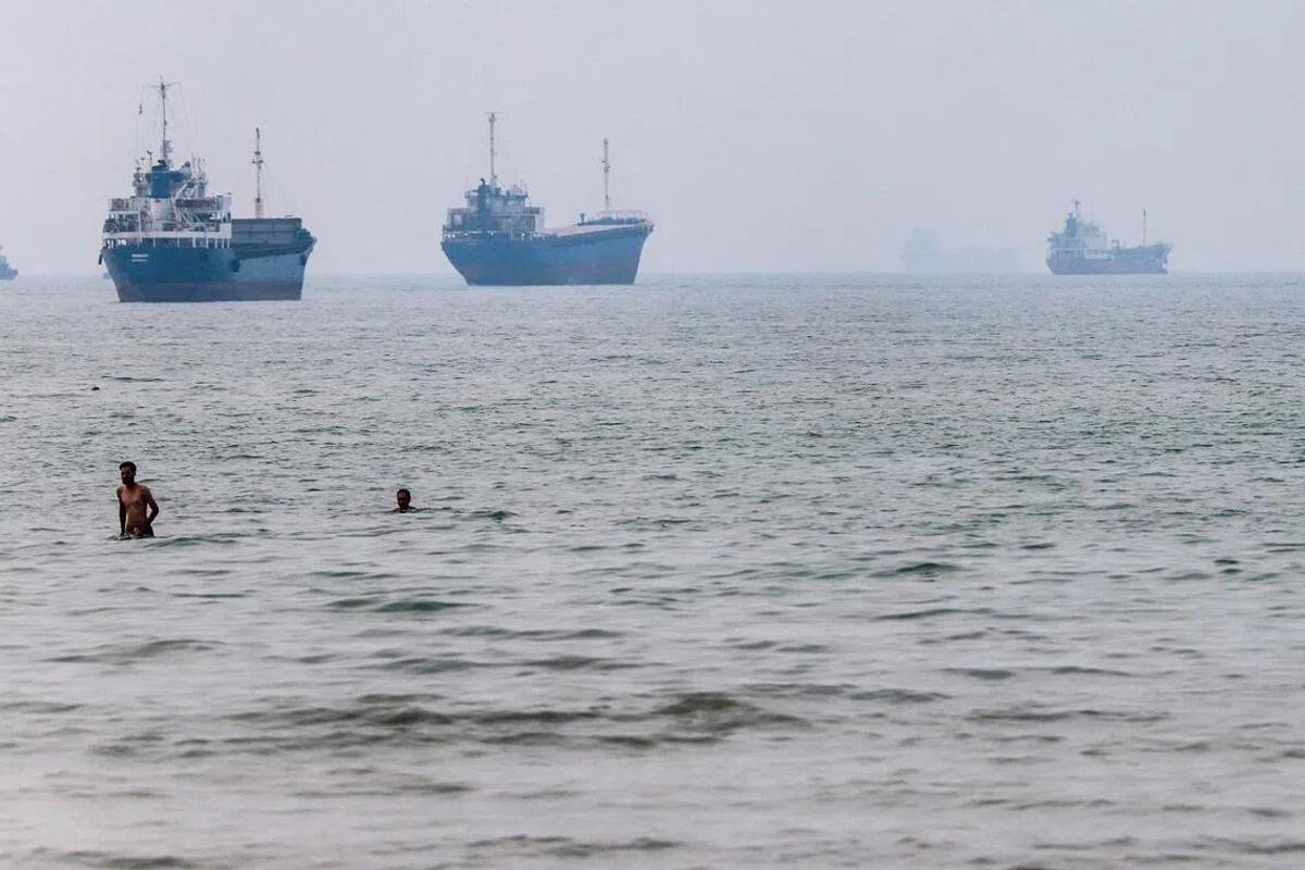 Iran's Hormuz Concessions: A Strategic Shift in the Middle East