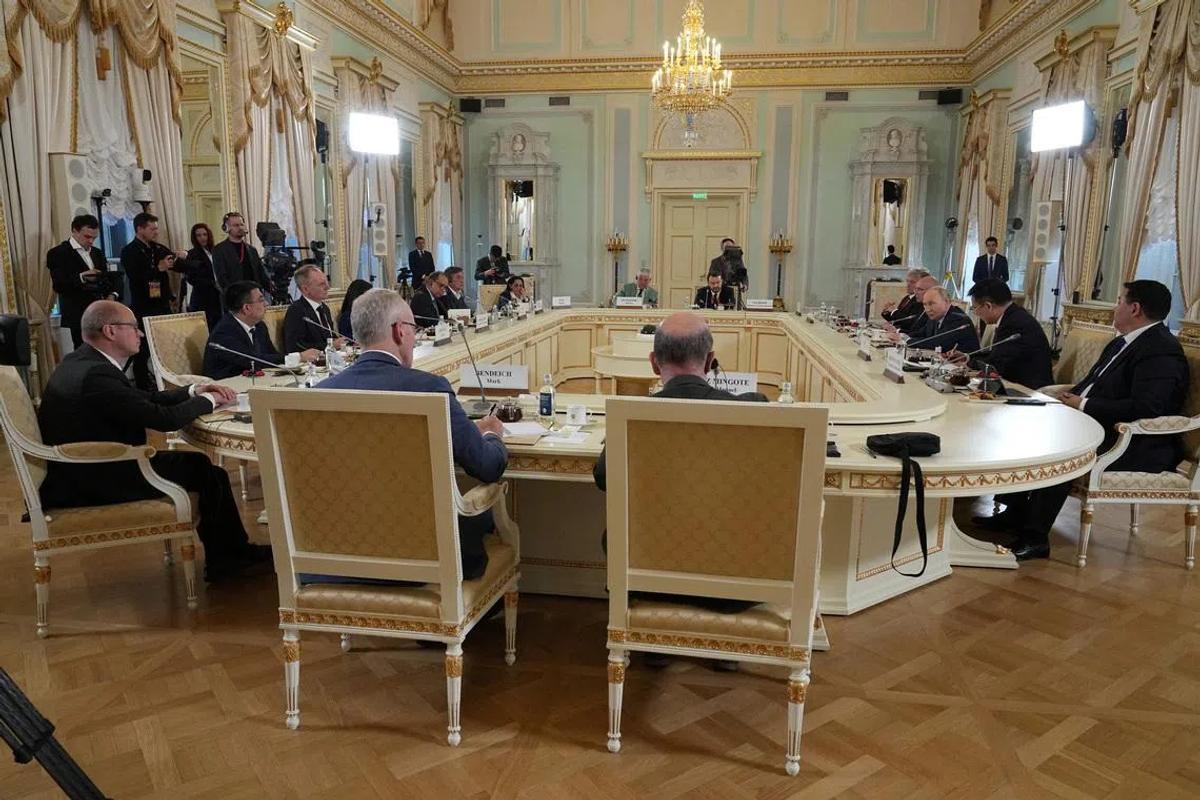 Putin's Strategic Calculations: Ukraine, Trump, and Russia's Future