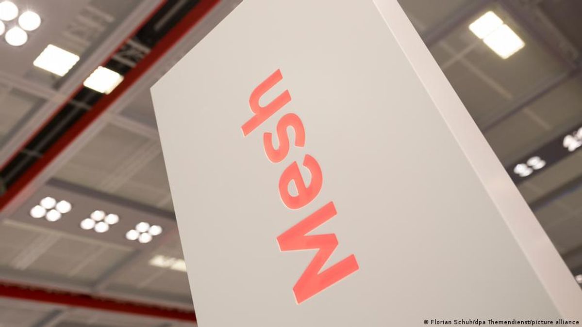 Mesh Networks Emerge as a Geopolitical Tool Against Digital Authoritarianism