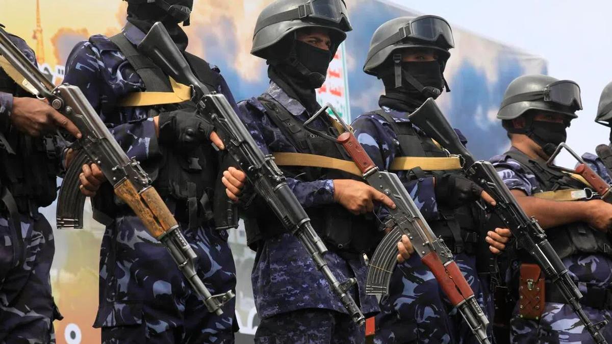 Saudi Oil Flows Redirected Amid Houthi Threats: Geopolitical Implications