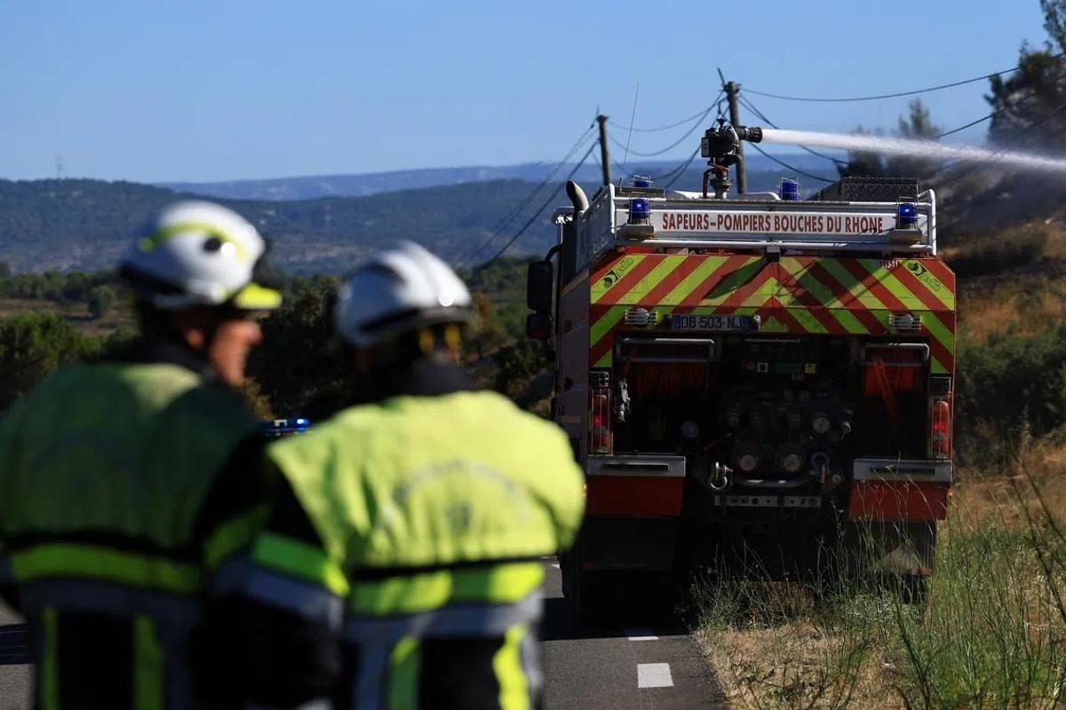 Southern France Wildfires Highlight Europe's Escalating Climate Vulnerability